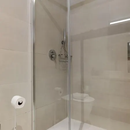 Vivi Homes - Julicasa Apartment *